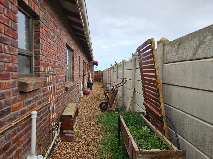 3 Bedroom Property for Sale in Jeffreys Bay Central Eastern Cape